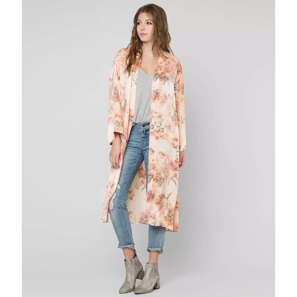 Buckle Gimmicks robe